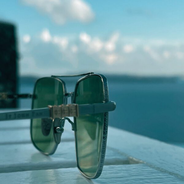 TEΘYS Silver Sunglasses Lifestyle