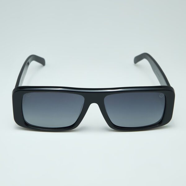 ZENIΘ Black Sunglasses Front View